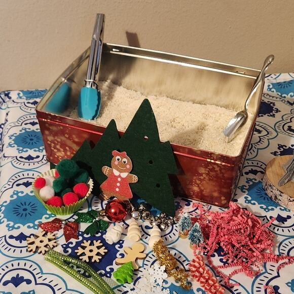 Christmas sensory bin handmade add ins Xmas tree gingerbread snowflake ornament - Picture 5 of 11